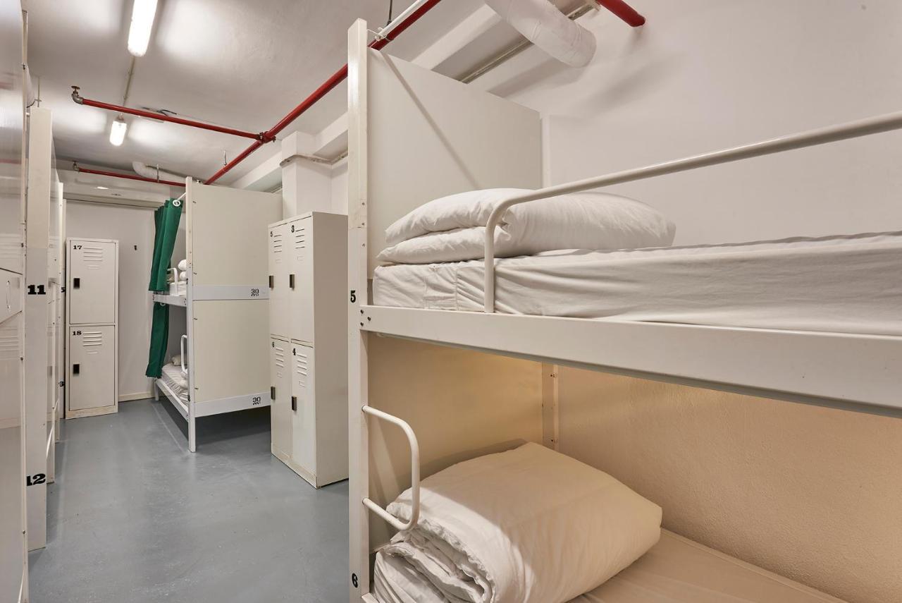 Hola Hostal Collblanc L’Hospitalet de Llobregat Exterior foto
