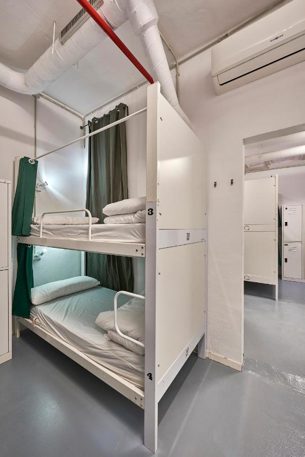 Hola Hostal Collblanc L’Hospitalet de Llobregat Exterior foto