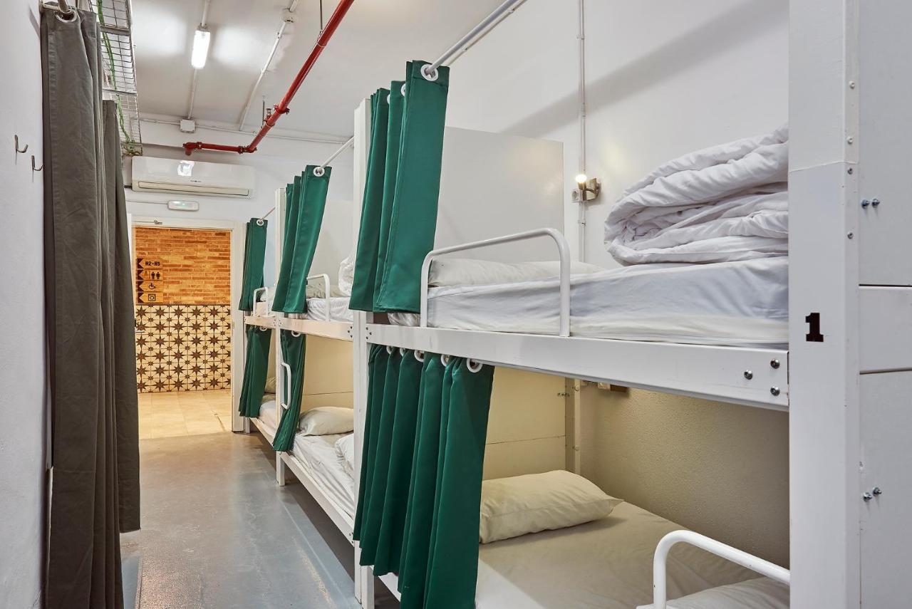 Hola Hostal Collblanc L’Hospitalet de Llobregat Exterior foto